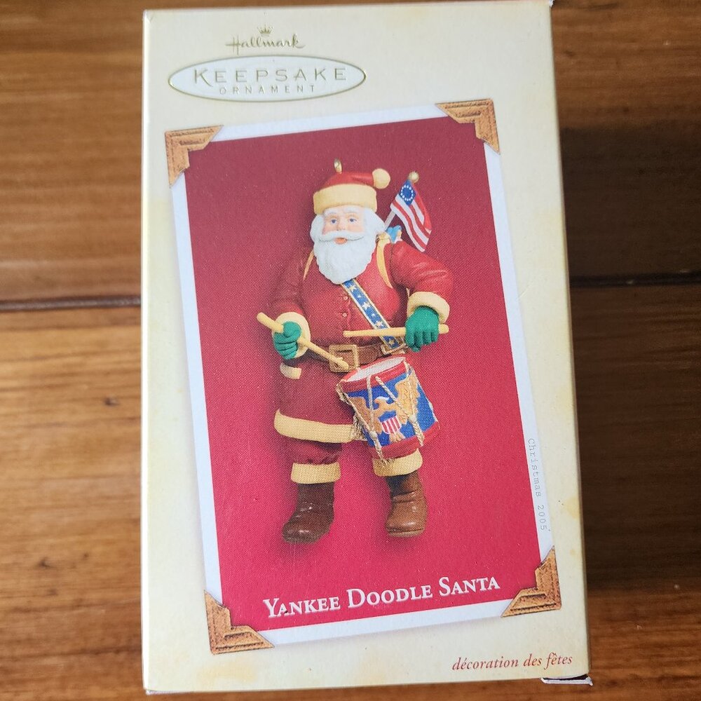 Hallmark Keepsake Christmas Ornament Yankee Doodle Santa 2005 NEW